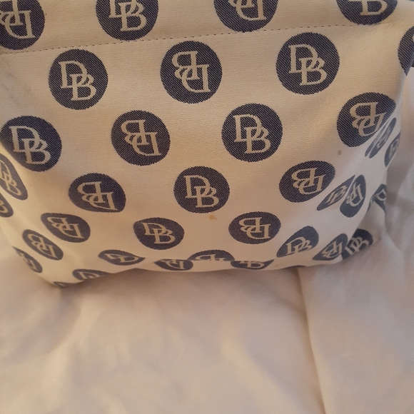Dooney and Bourke - Picture 7 of 11